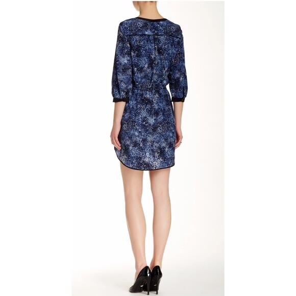 Parker Mallory‎ Blue Rosette Print Three Quarter Sleeve Shift Dress Size Medium - Picture 2 of 11